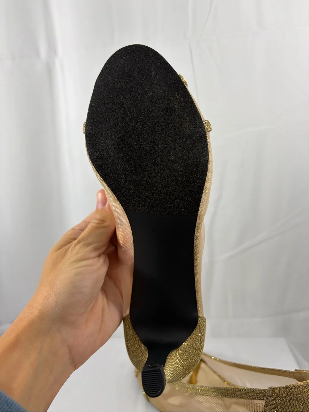 NWT Easy Street Women’s Size 8 Gold Mesh Glitter Peep-Toe Heels Dress Pumps